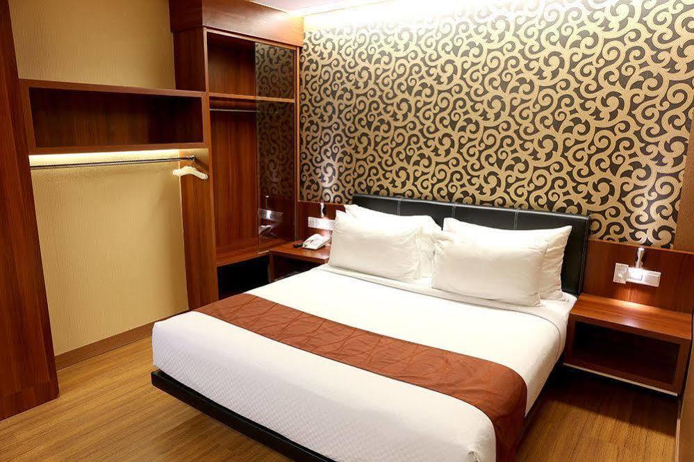 Citihub Hotel Jogjacarta Exterior foto